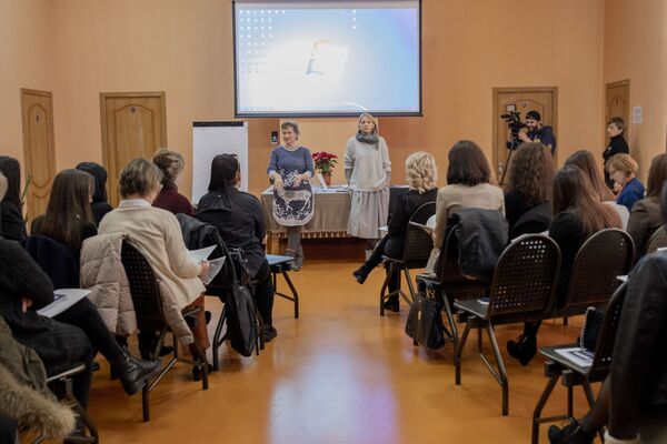Мӕскуыйаг специалистты ӕрхуынд - Хуссар Иры психологон центры сырæзты фыццаг этап Мӕскуыйаг специалистты ӕрхуынд - Хуссар Иры психологон центры сырæзты фыццаг этап - Sputnik Хуссар Ирыстон