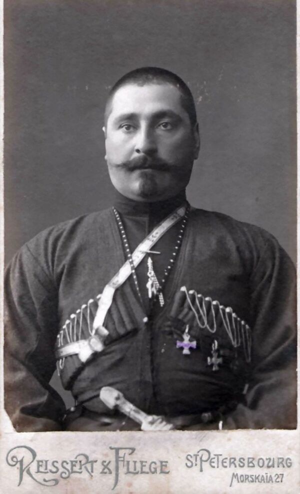 За особые военные отличия: осетины - кавалеры ордена Святого Георгия За особые военные отличия: осетины - кавалеры ордена Святого Георгия - Sputnik Южная Осетия