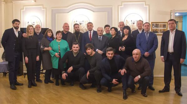 Бибилов встретился в Москве с членами Совета осетинской общины Бибилов встретился в Москве с членами Совета осетинской общины - Sputnik Южная Осетия