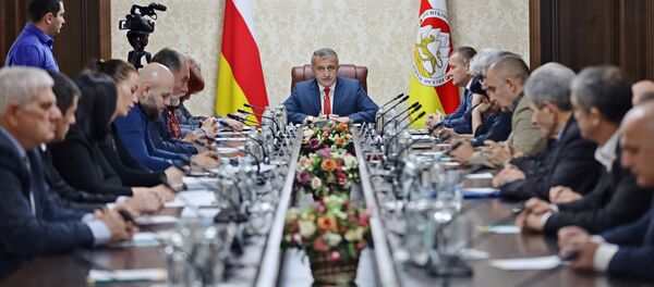 Анатолий Бибилов Анатолий Бибилов - Sputnik Южная Осетия