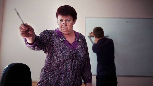 Преподаватель во время урока - Sputnik Южная Осетия