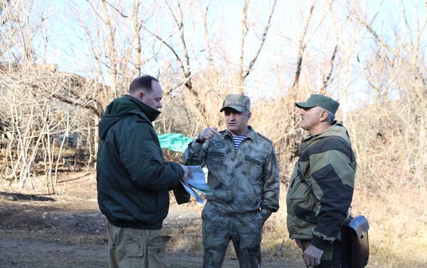 Президент Анатолий Бибилов на пограничном посту в районе Уиста - Sputnik Южная Осетия