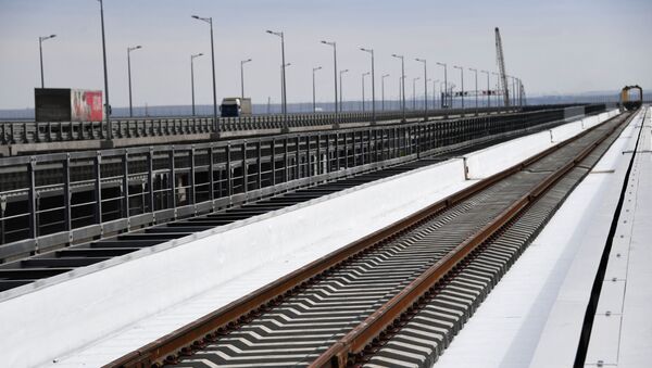 Строительство железнодорожной части Крымского моста - Sputnik Южная Осетия