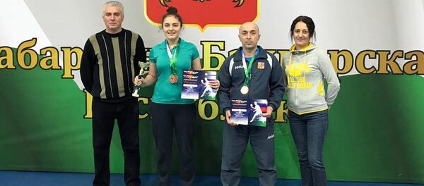 Четыре бронзовые медали завоевали югоосетинские спортсмены на чемпионате СКФО по настольному теннису Четыре бронзовые медали завоевали югоосетинские спортсмены на чемпионате СКФО по настольному теннису - Sputnik Южная Осетия