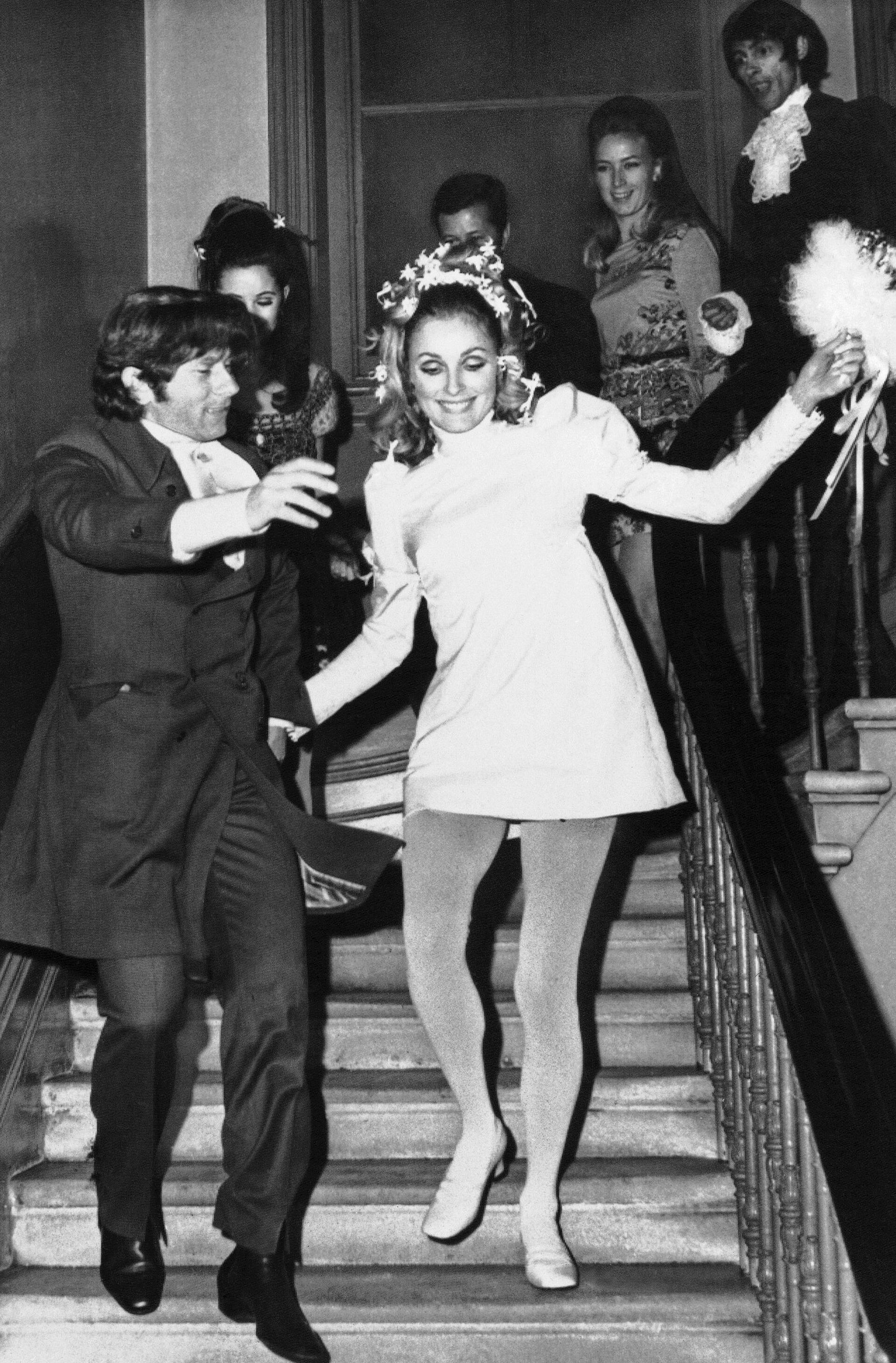Режиссер Роман Полански и актриса Шэрон Тейт в день их свадьбы в Лондоне, 1968 год - Sputnik Южная Осетия, 1920, 23.01.2022