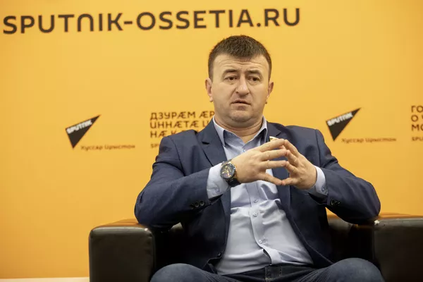 Парламентарии Южной Осетии: Грузия нам должна, и должна будет всегда Парламентарии Южной Осетии: Грузия нам должна, и должна будет всегда - Sputnik Южная Осетия