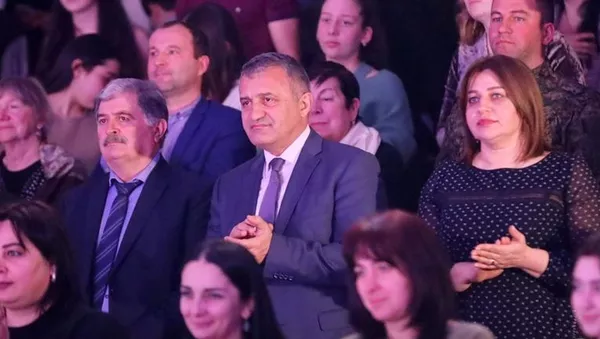 Анатолий Бибилов посетил литературно-музыкальное представление Листая творчество Коста