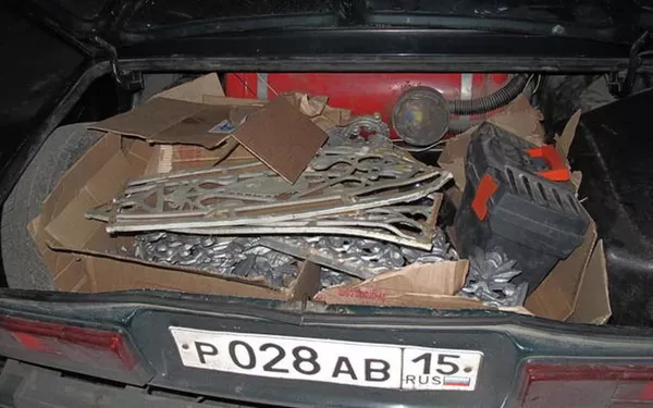 В Южной Осетии задержали расхитителей могил В Южной Осетии задержали расхитителей могил - Sputnik Южная Осетия