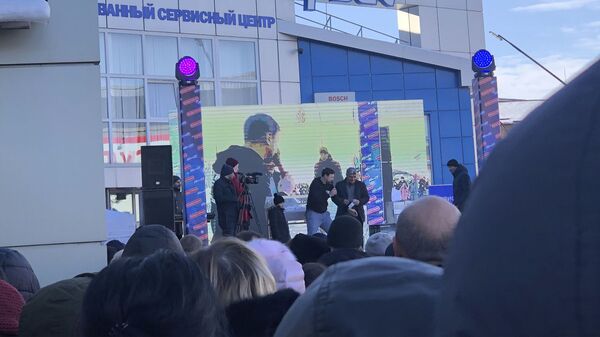 Как тракторист из Цхинвала выиграл в лотерею автомобиль и проблемы Как тракторист из Цхинвала выиграл в лотерею автомобиль и проблемы - Sputnik Южная Осетия